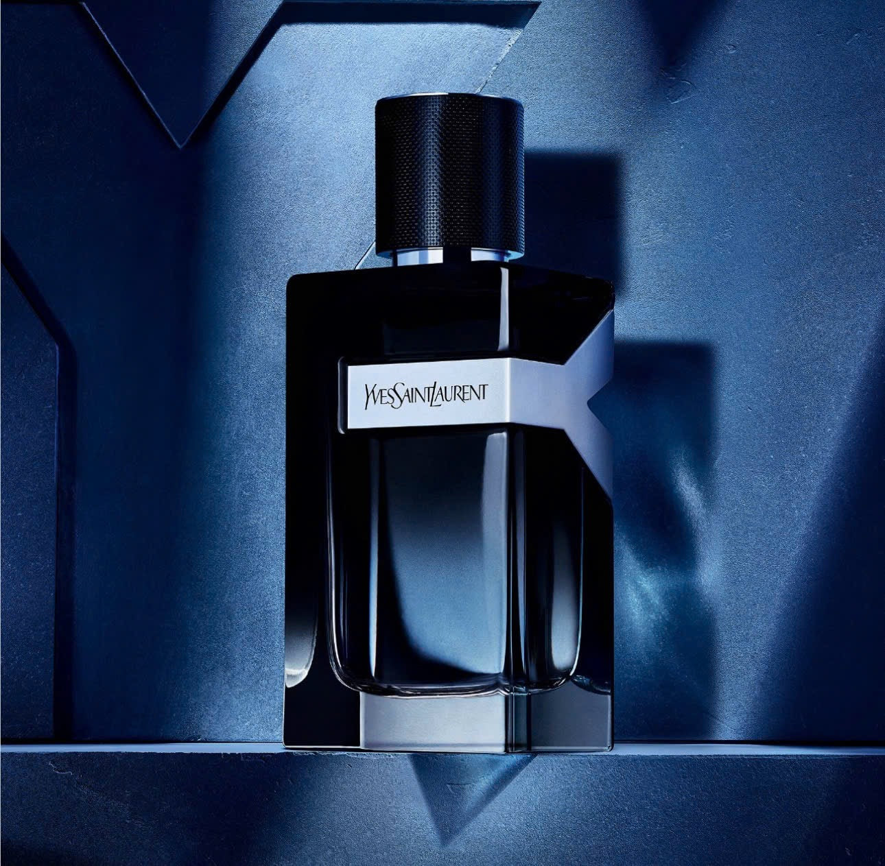 YVES SAINT LAURENT
Y Eau de Parfum Intense